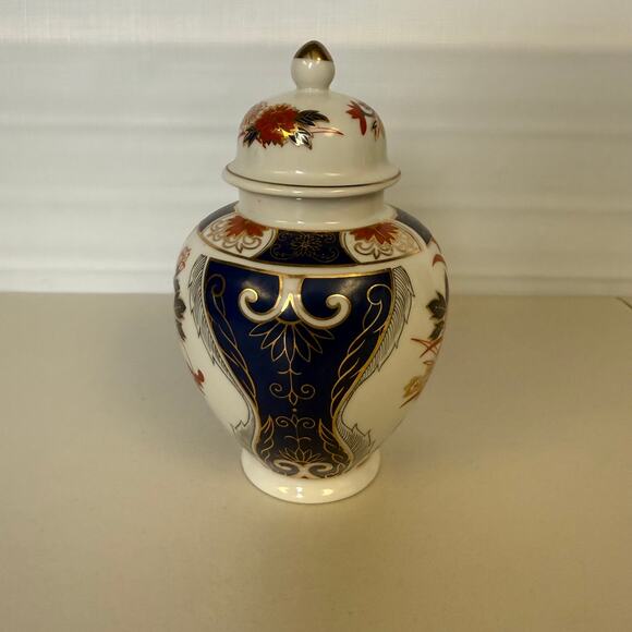 Vintage Japanese Porcelain Imari Ginger Jar Small Size Trinket Pot Box Lidded - Picture 5 of 12
